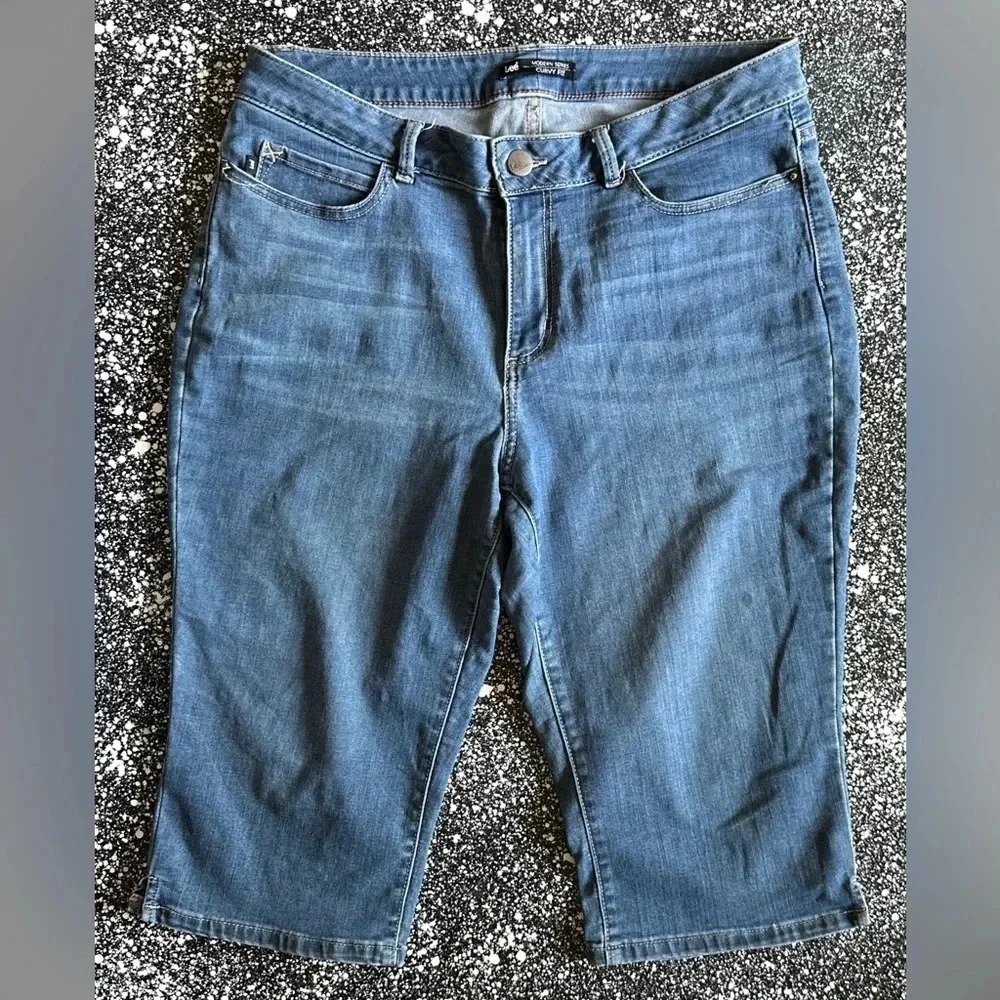 Lee Modern Series Curvy Fit Jean Shorts Sz 16M